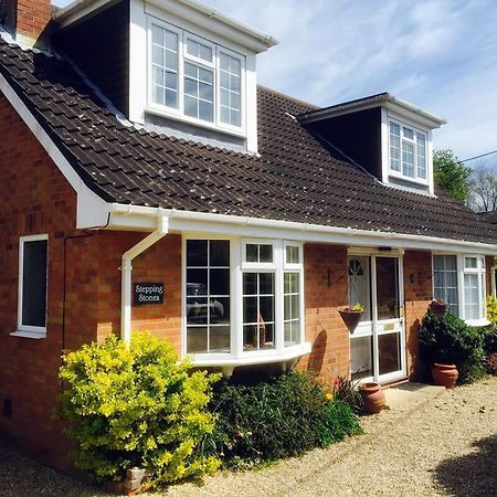 Stepping Stones B&B Lymington Bagian luar foto